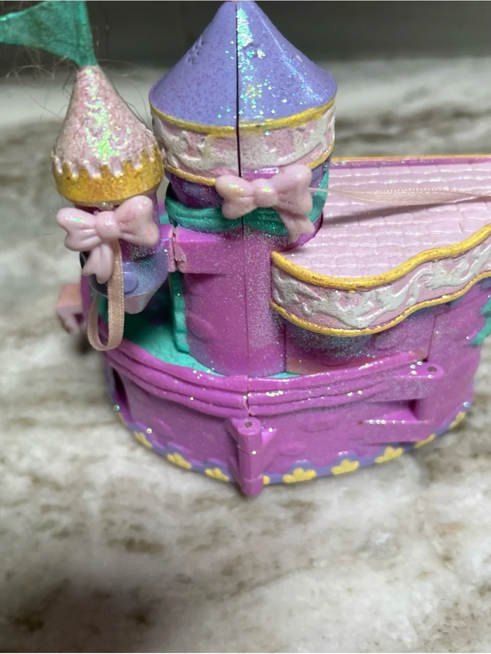1995 Trendmasters Starcastle Pink Purple No Figure Open Toy House minature doll